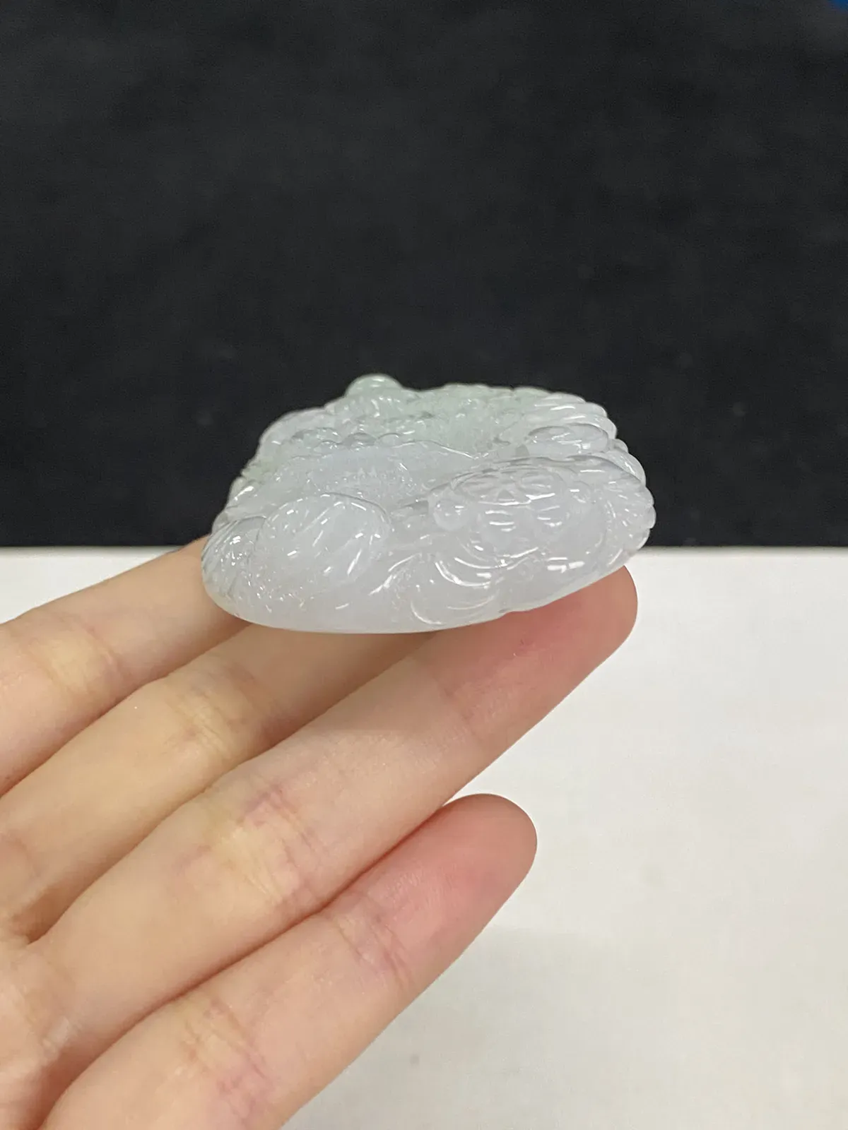 翡翠冰糯种白色龙牌