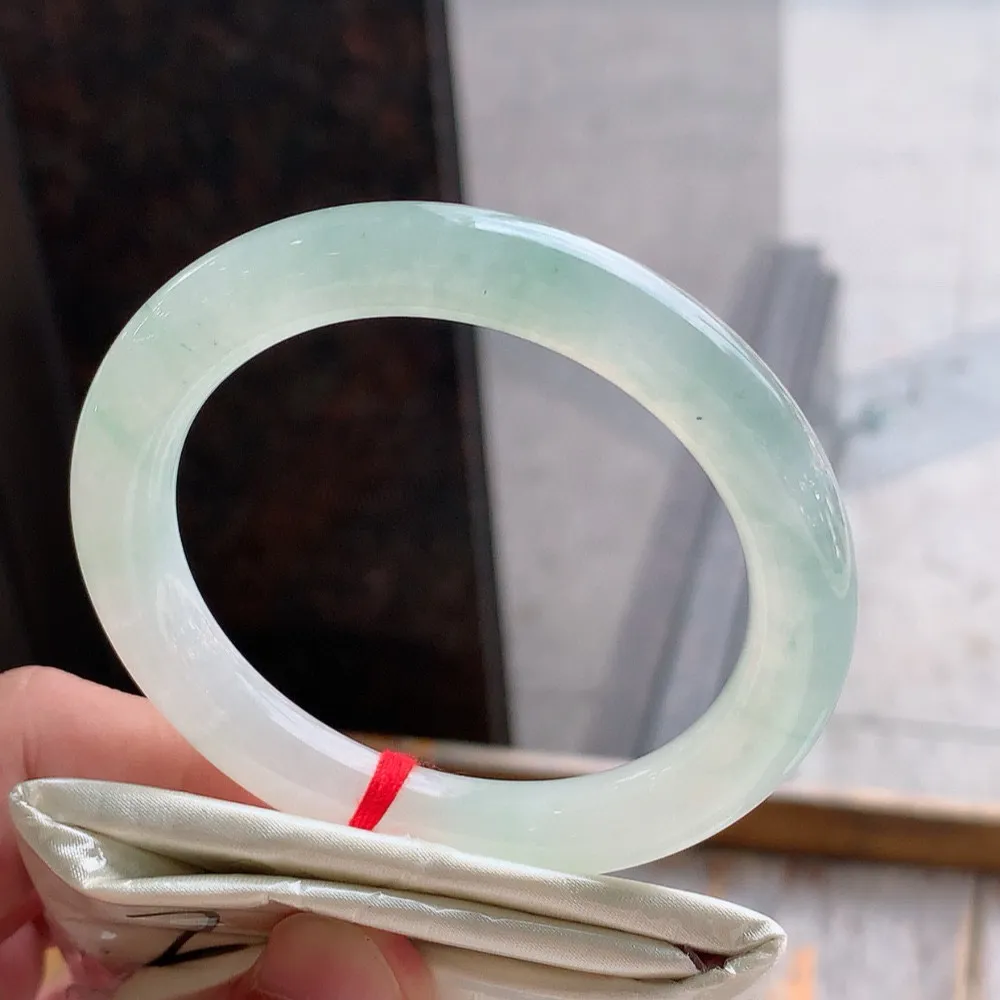 圆条高冰绿 无瑕 尺寸:55.9/9.7 种水好