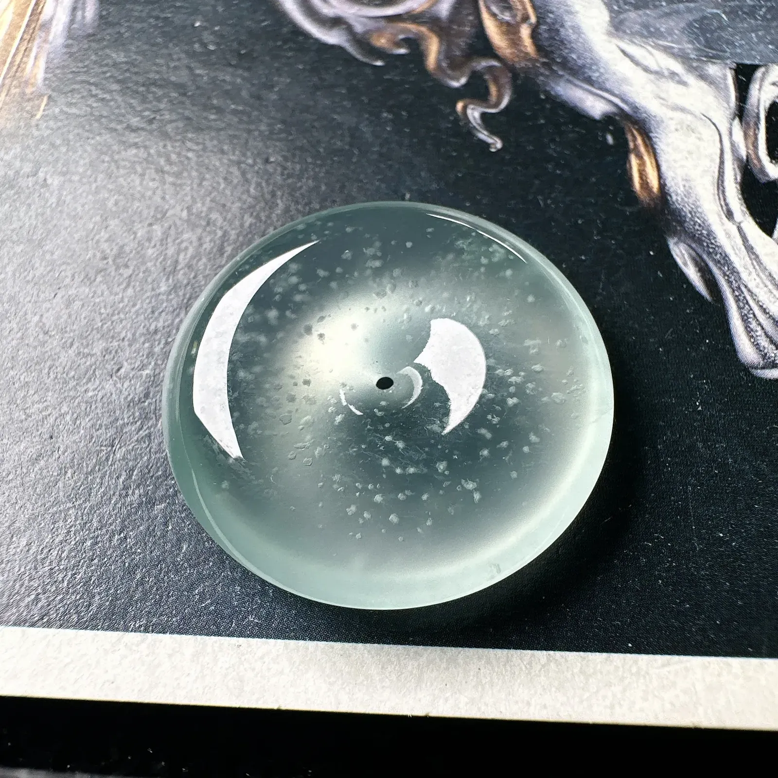 【玻璃种雪花棉平安扣】木那老坑料，质地细腻，冰润十足，种老冰透，荧光闪耀