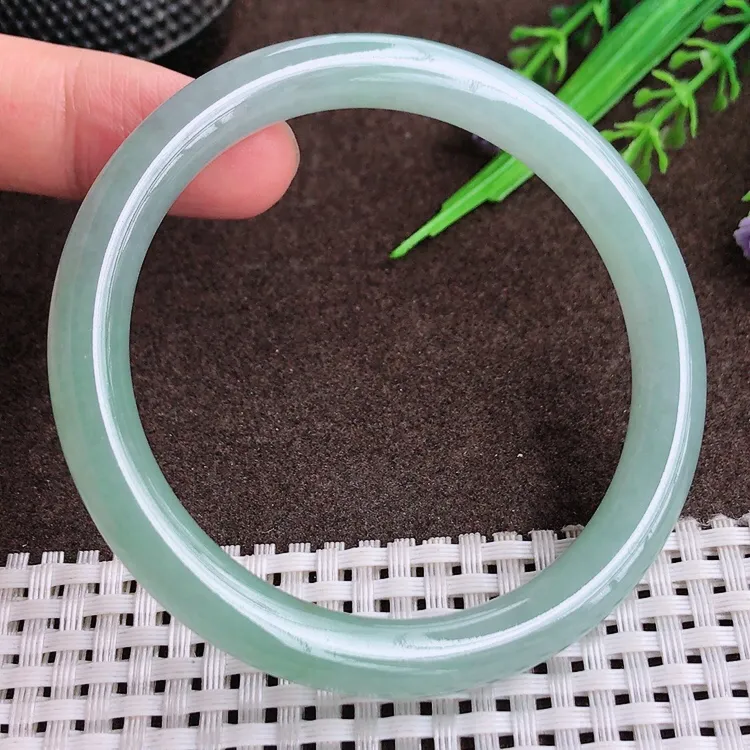 自然光57圈口老坑冰胶水灵果冻胶冰晴细条圆条手镯翡翠玉镯尺寸57/8.3