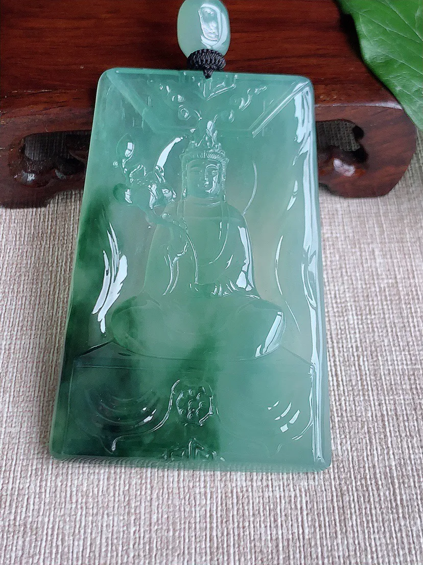 缅甸a货翡翠ddj老坑冰种飘花大件厚装大势至菩萨吊坠  整体71.8×45.8×5.7mm 50.00