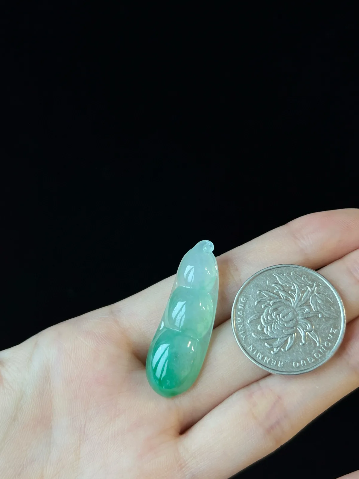冰糯种绿福豆