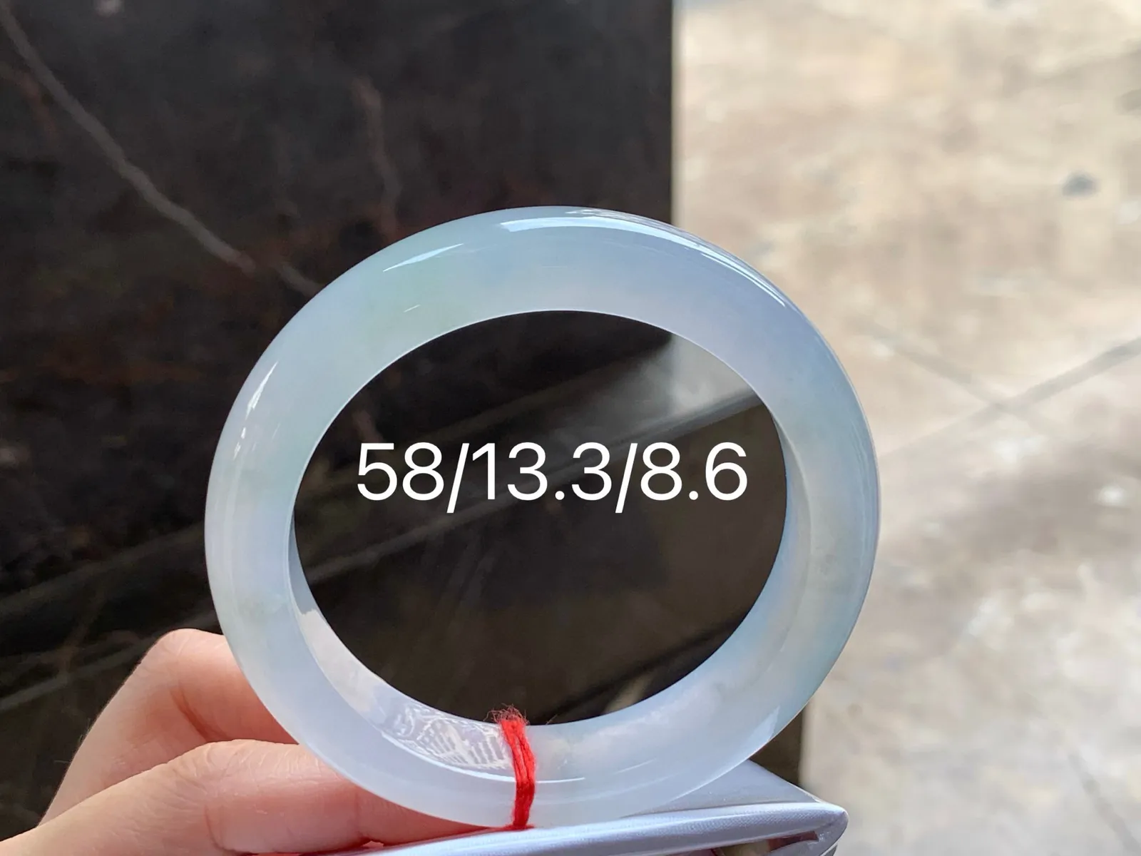 冰种手镯
种好水足清爽58/13.3/8.6mm