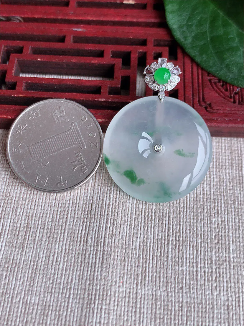 缅甸a货翡翠ddj老坑高冰种18K金镶嵌飘花平安扣吊坠 整体36.4×27.4×4.6mm 8.55