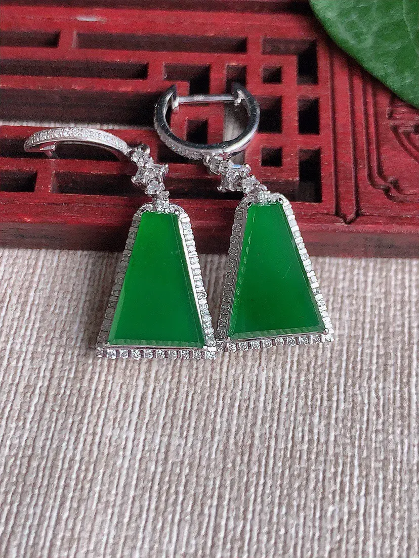 缅甸a货翡翠ddj老坑冰种18K金镶嵌满绿无事牌耳坠 整体14.7×9×5.6mm 5.63