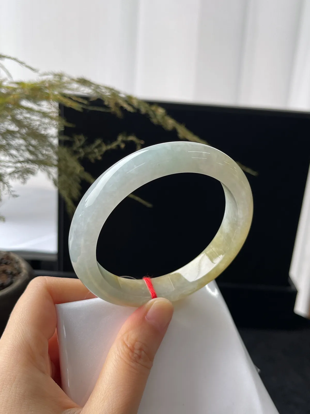 正圈57.8圈口，翡翠冰糯种黄色手镯