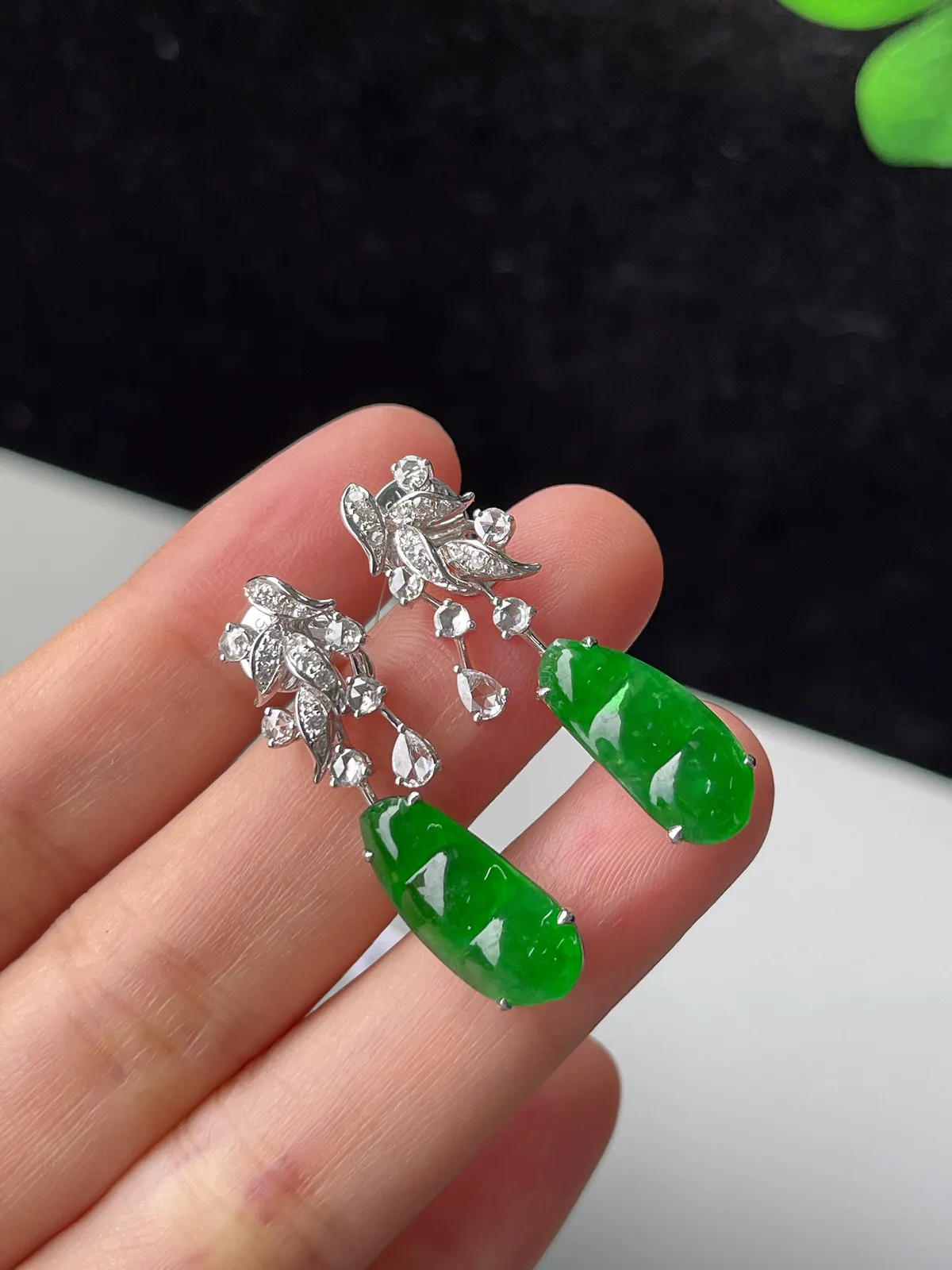 翡翠冰辣绿色四季豆耳坠