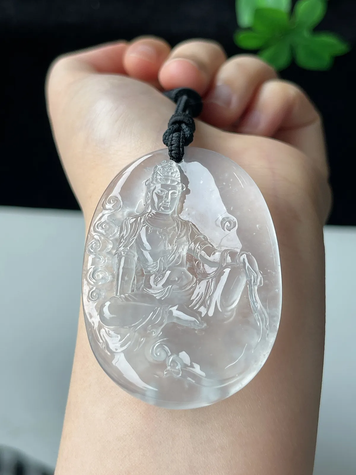 翡翠冰种自在观音