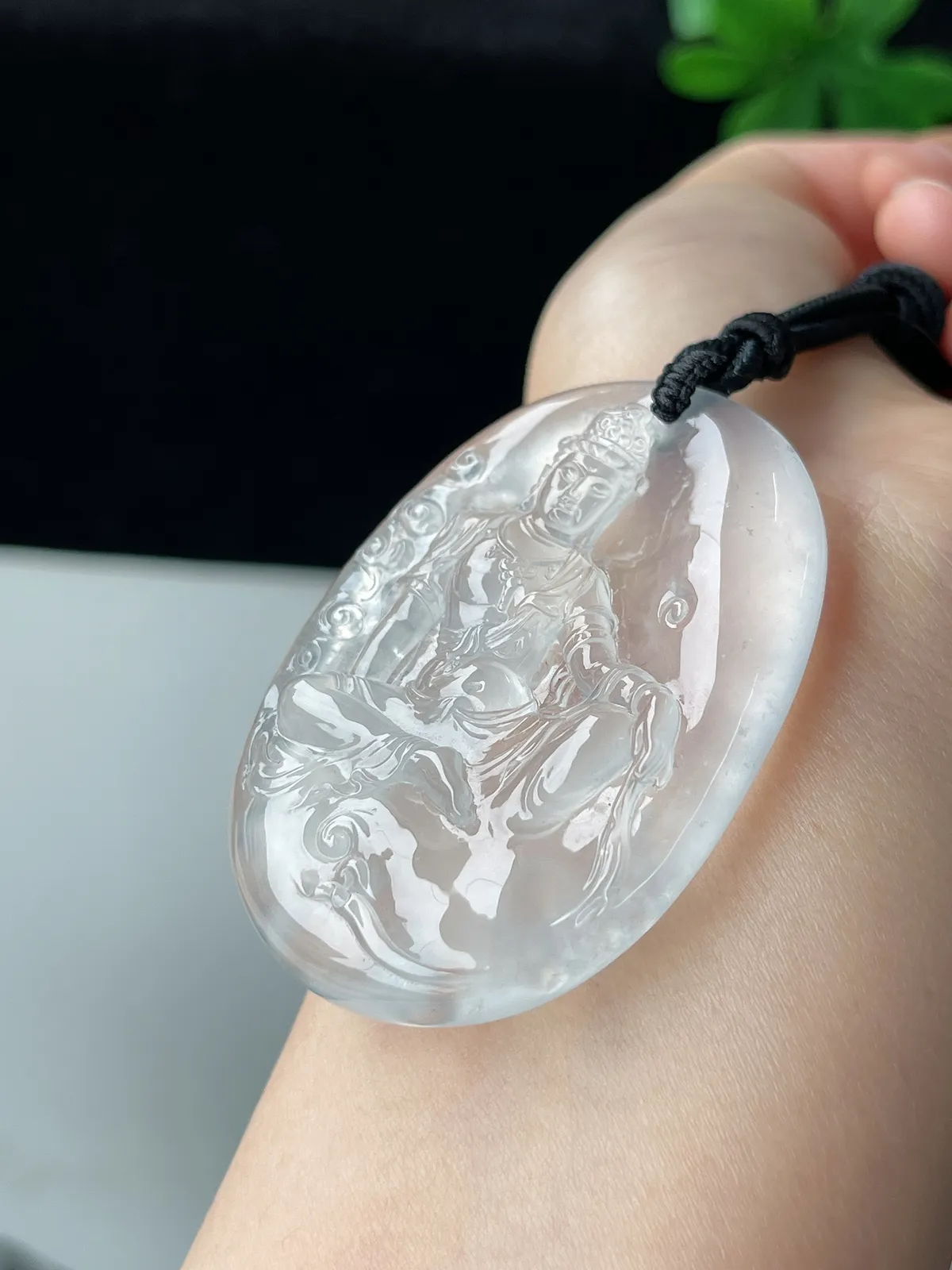 翡翠冰种自在观音