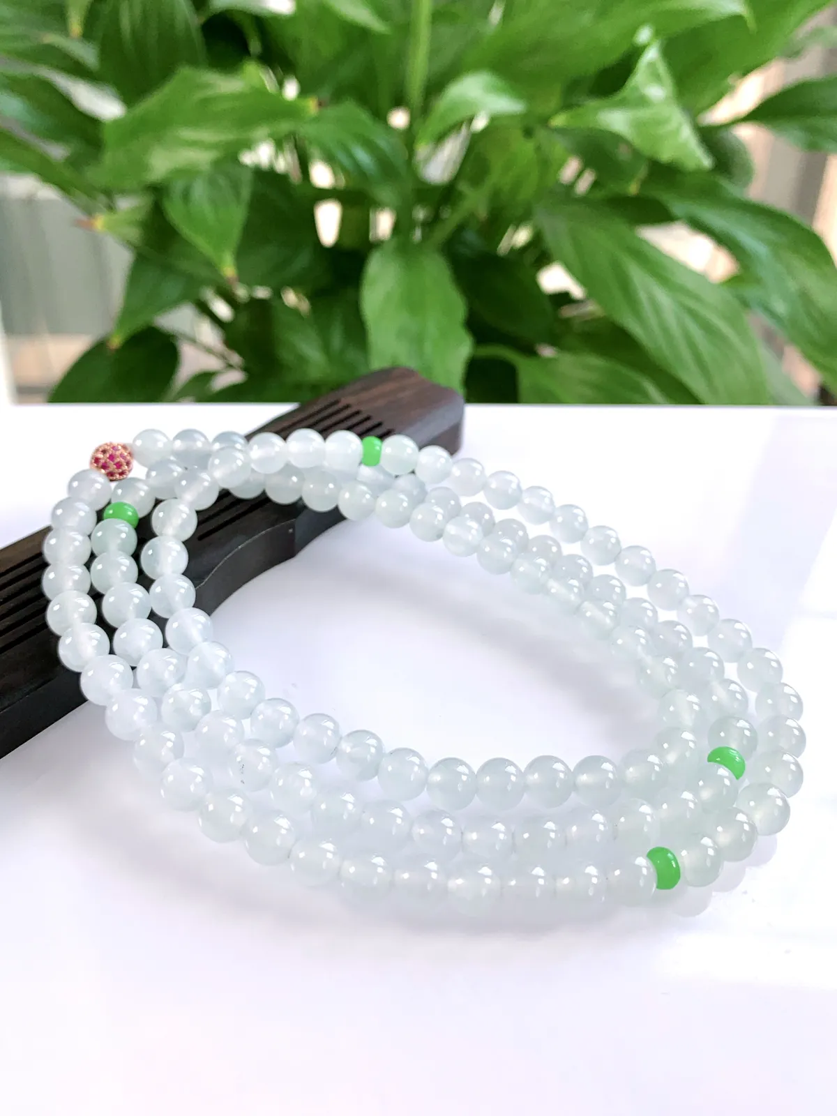 缅甸天然翡翠A货，冰种起光起胶双彩圆珠项链手链，尺寸：圆珠6mm/112颗，长度660mm,重量：41.62g