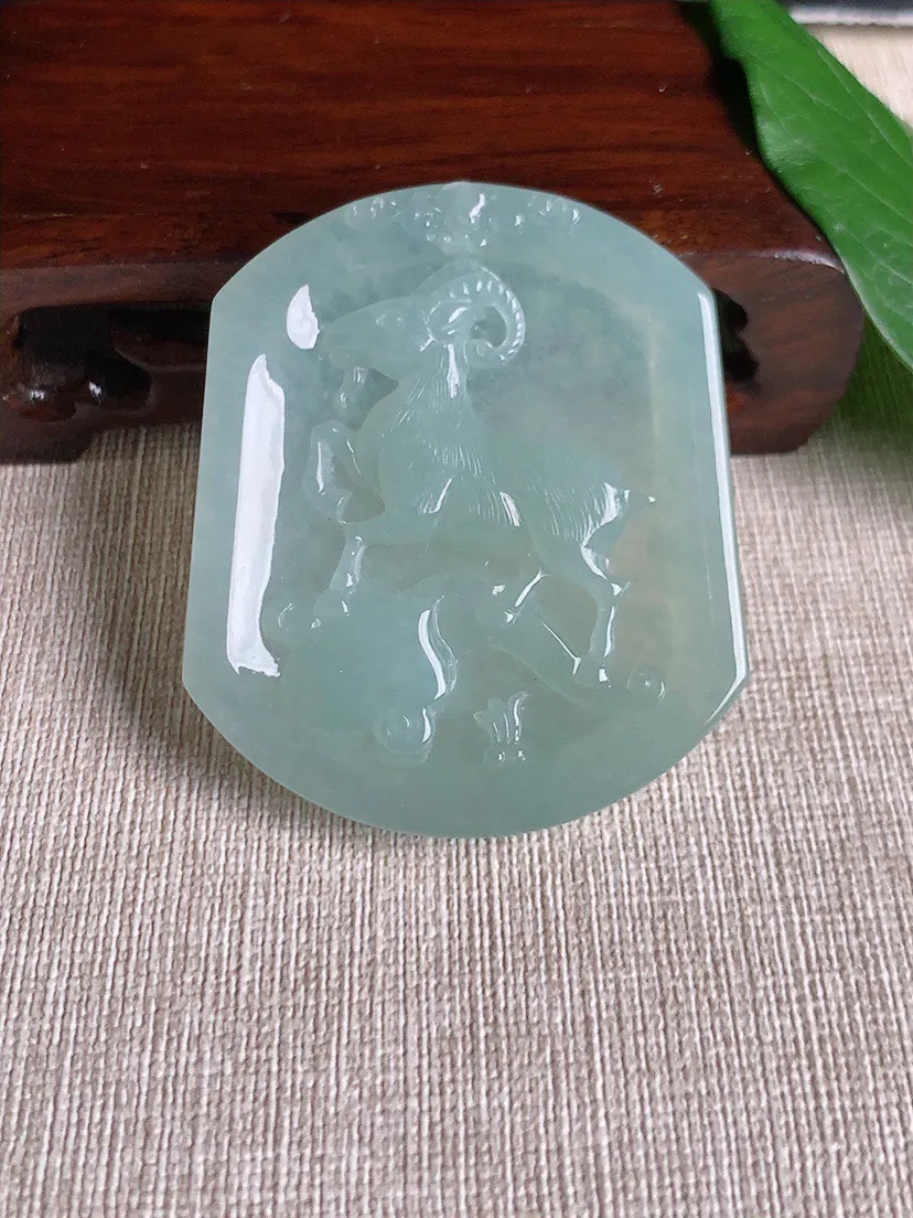 缅甸a货翡翠ddj老坑冰种晴水生肖羊吊坠 整体53×45×6.4mm 30.12