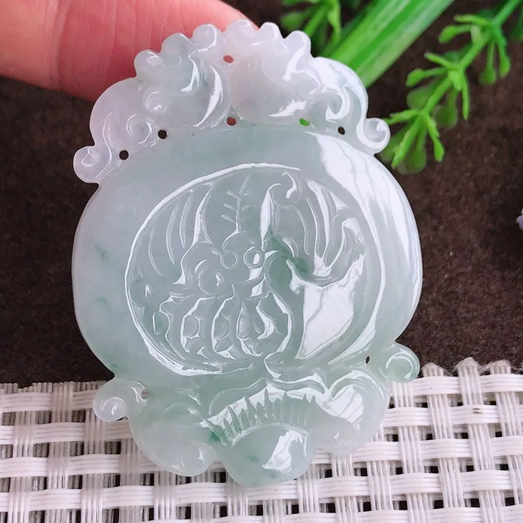 自然光老坑清秀温润飘花福临门仿古牌吊坠翡翠玉坠尺寸52.8/40/5.2