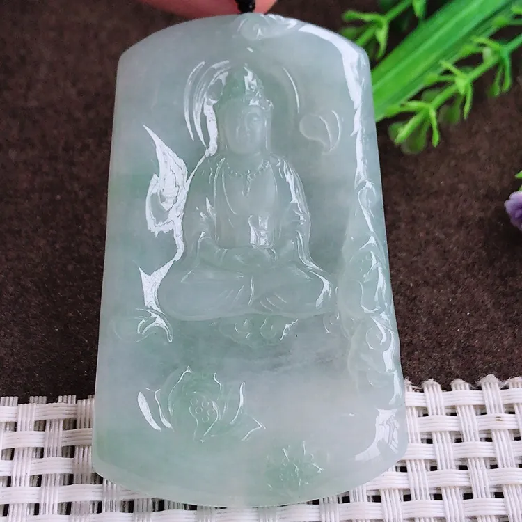 自然光老坑冰透果冻胶晴底观音菩萨观音牌吊坠翡翠玉坠尺寸67.5/42.3/5.2