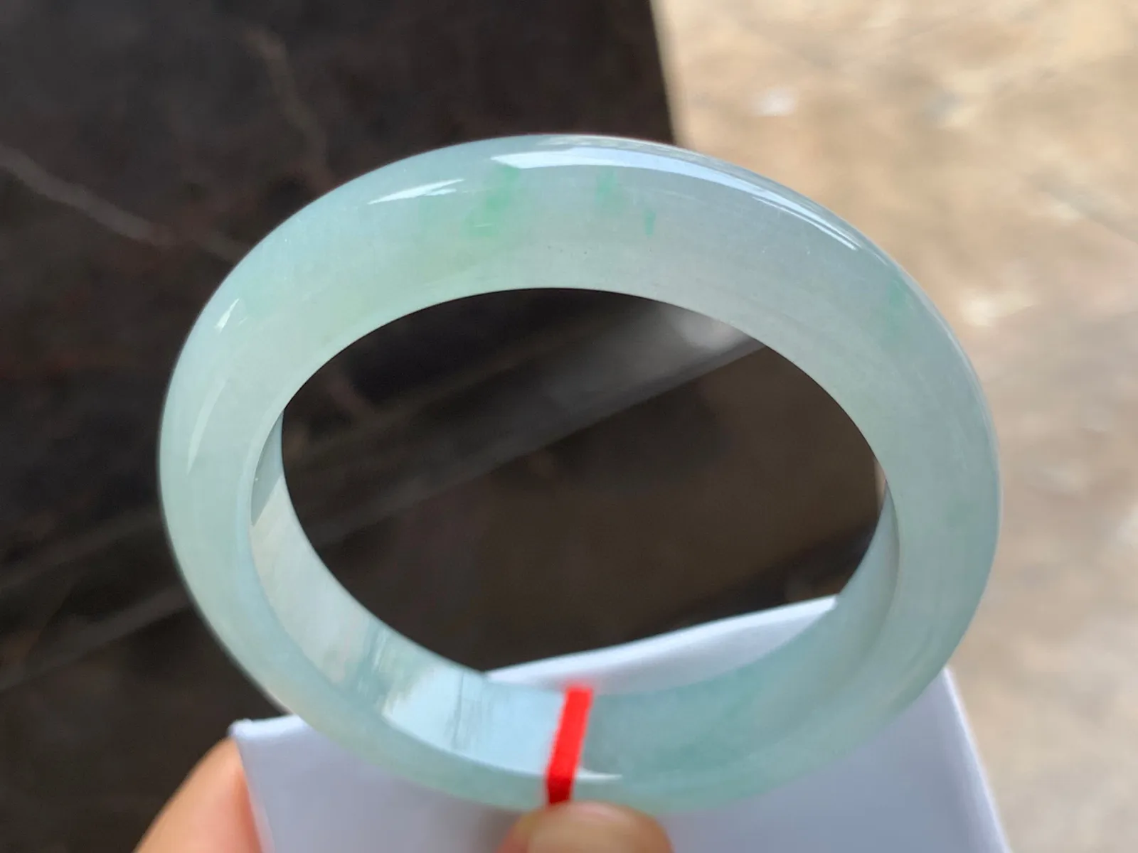 57-12.5-9.5mm
冰种淡晴底手镯 水润清新 清水芙蓉