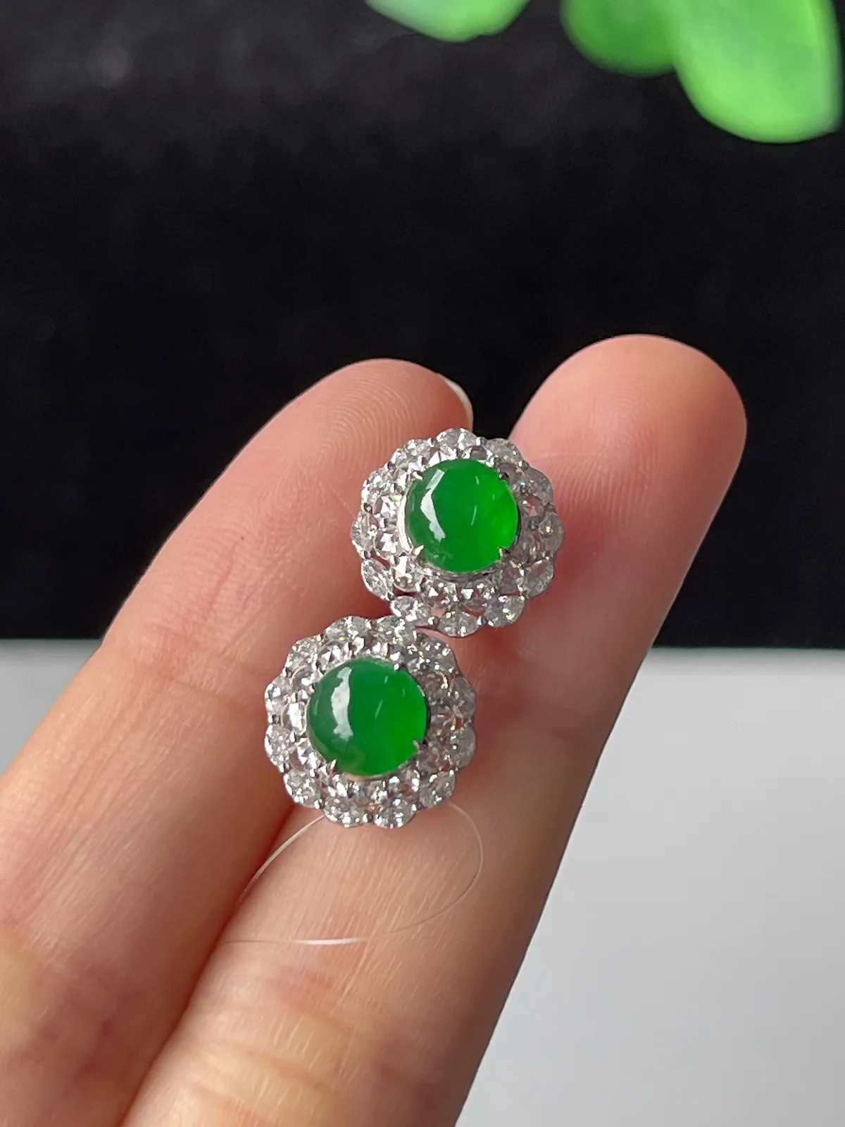 18k金翡翠耳钉