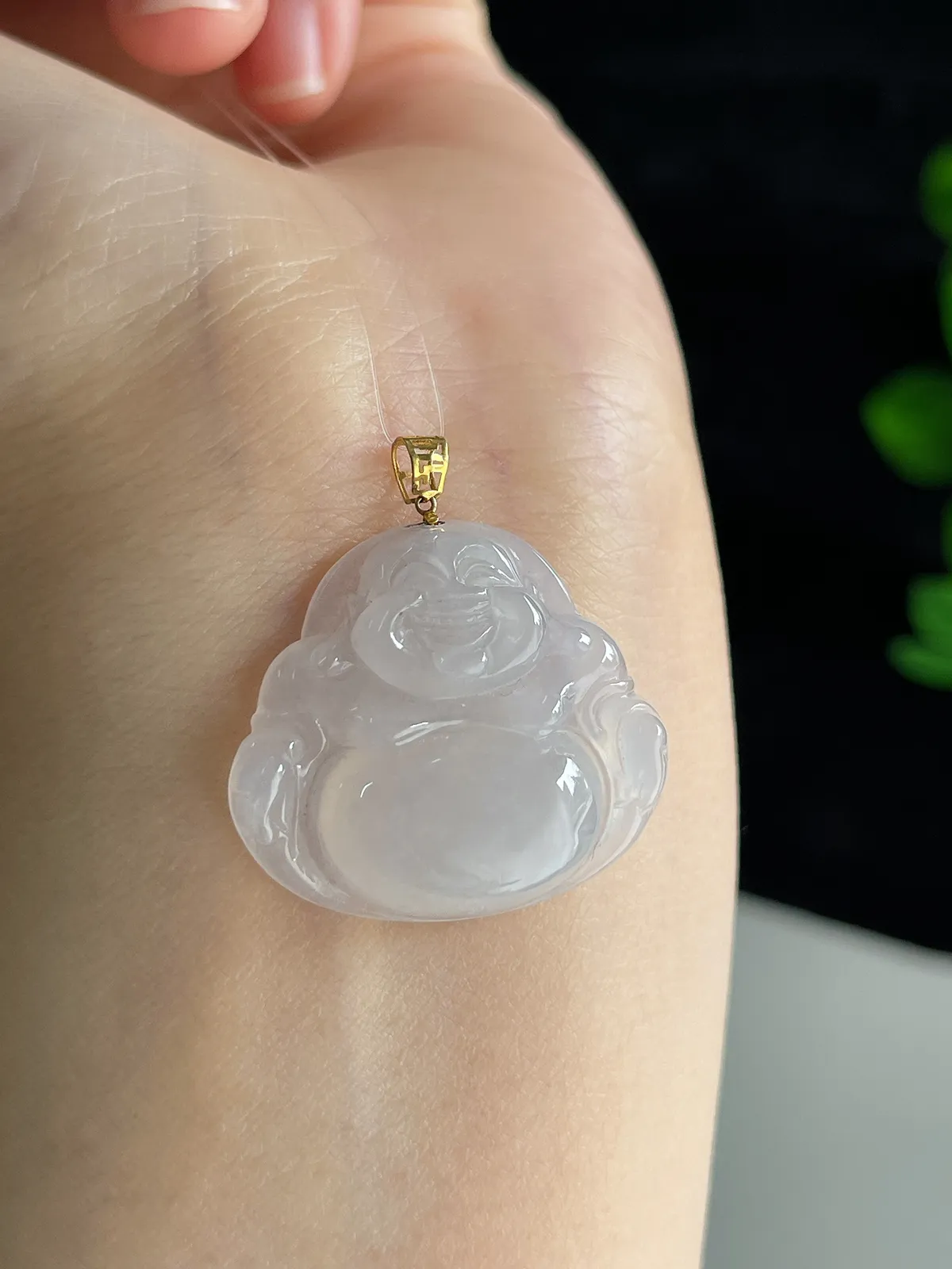 翡翠冰糯种白色吊坠
