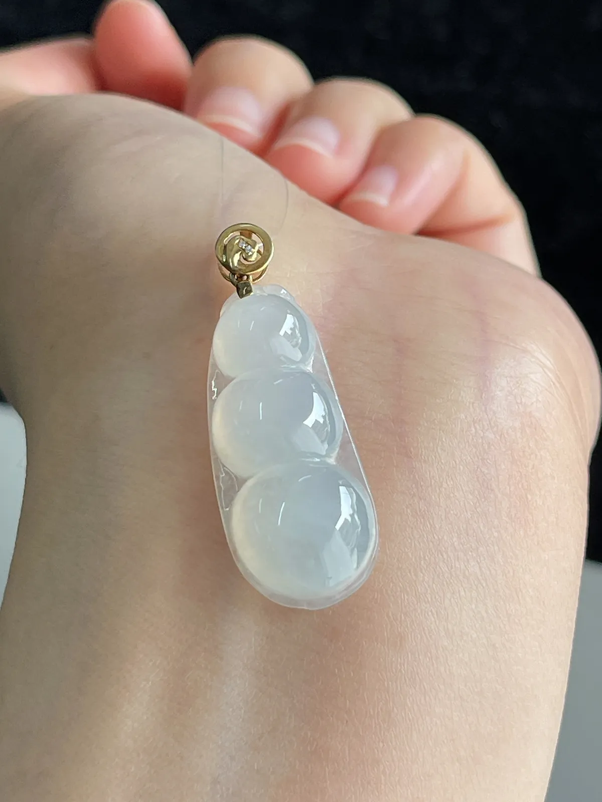 翡翠冰糯种白色福豆