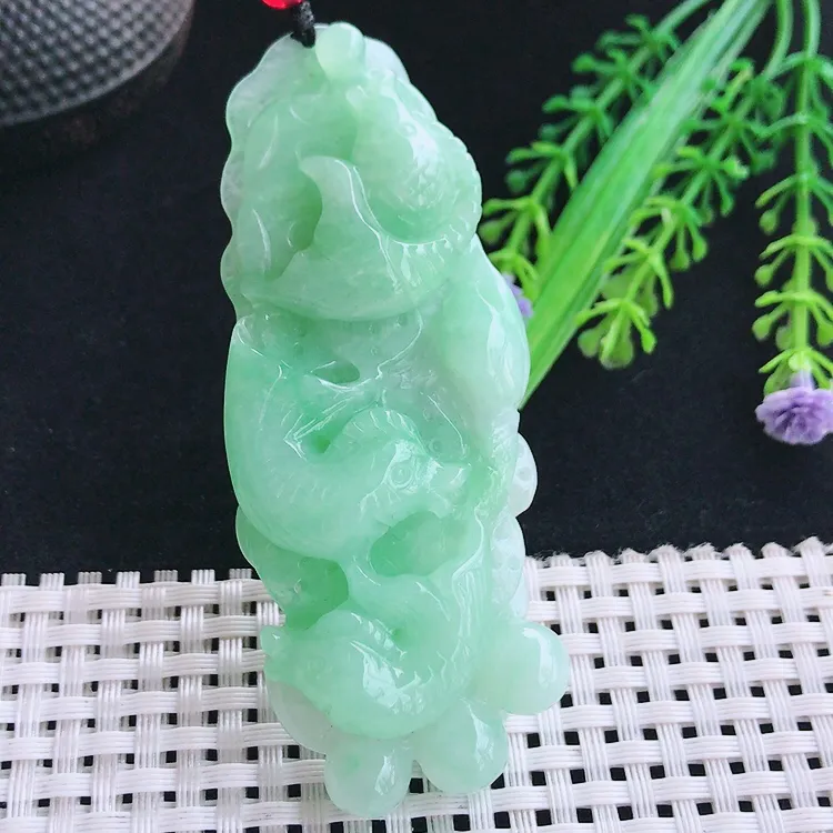 自然光老坑精美温润满绿果绿色连年有余吊坠翡翠玉坠尺寸78.8/30.5/12.5