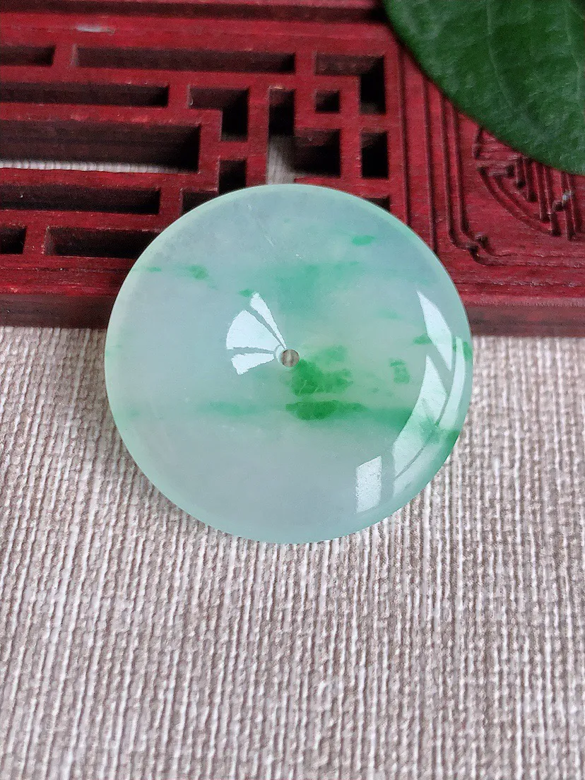 缅甸a货翡翠ddj老坑冰种飘绿平安扣吊坠 整体30.5×5mm 10.42