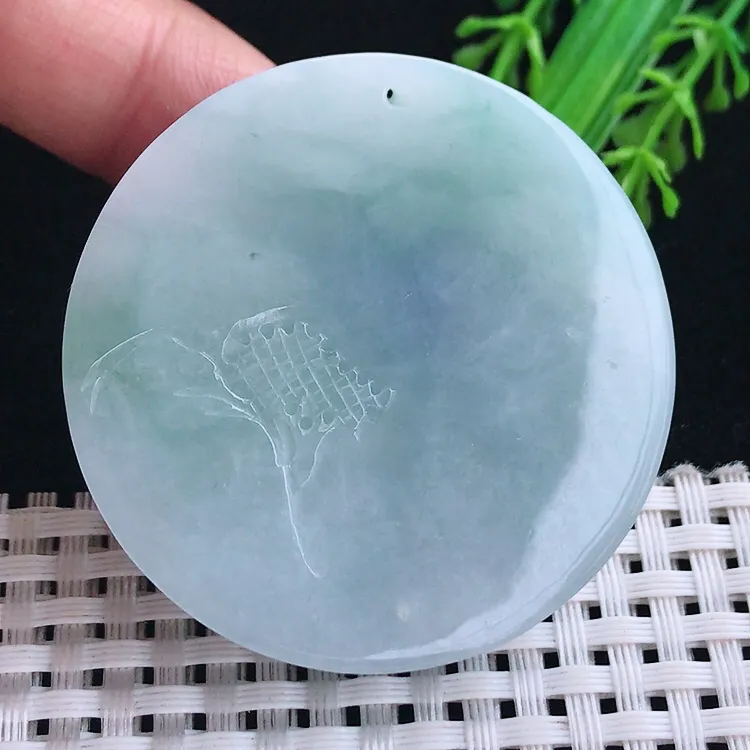自然光老坑清秀温润飘花山水牌吊坠翡翠玉坠尺寸48.8/14.5