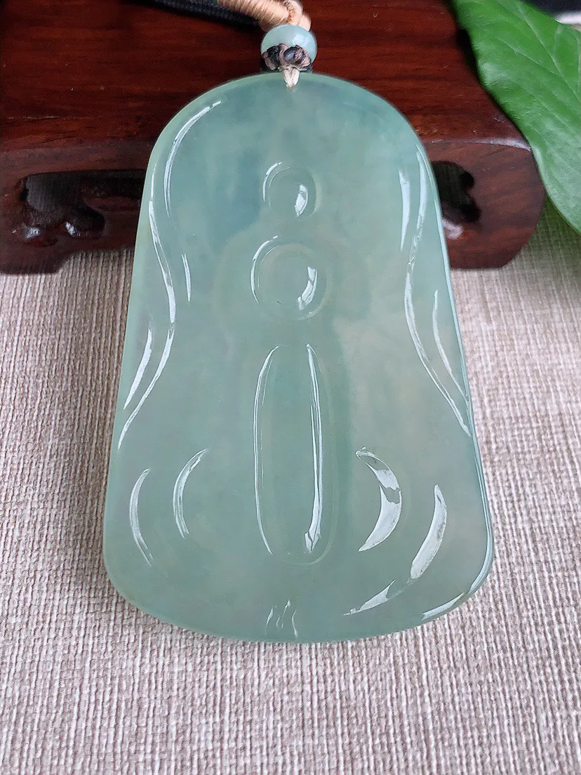 缅甸a货翡翠ddj老坑冰种晴水千手观音吊坠 整体74.6×46×6.4mm 52.13