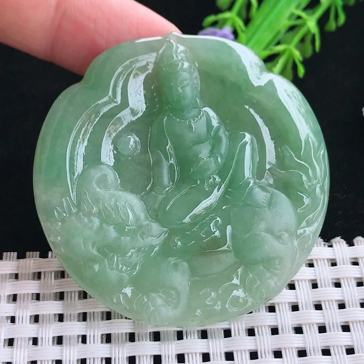 自然光老坑冰润起胶满绿文殊菩萨吊坠守护神翡翠玉坠尺寸52/5