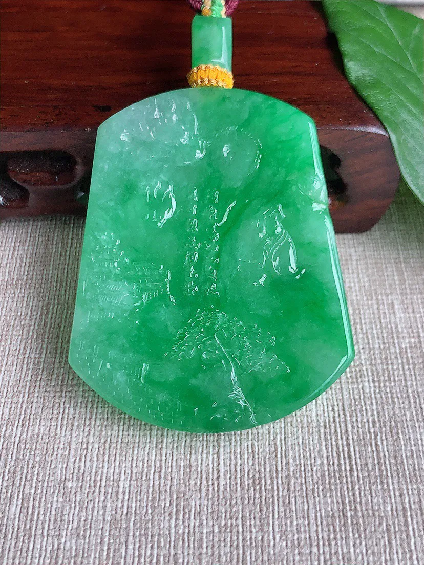 缅甸a货翡翠ddj老坑冰种满绿意境山水牌吊坠  整体53.2×42.5×5.6mm 37.96