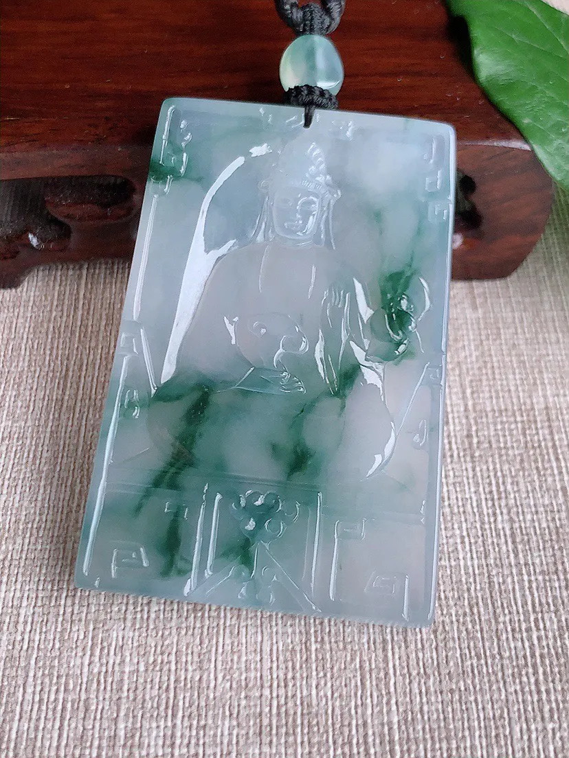 缅甸a货翡翠ddj老坑冰种飘花观音吊坠 整体60×39.8×6mm 38.00