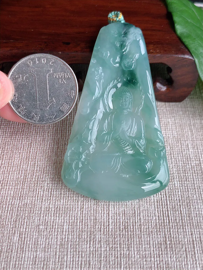缅甸a货翡翠ddj老坑冰种飘花大日如来吊坠 整体63×36×5.5mm 23.40