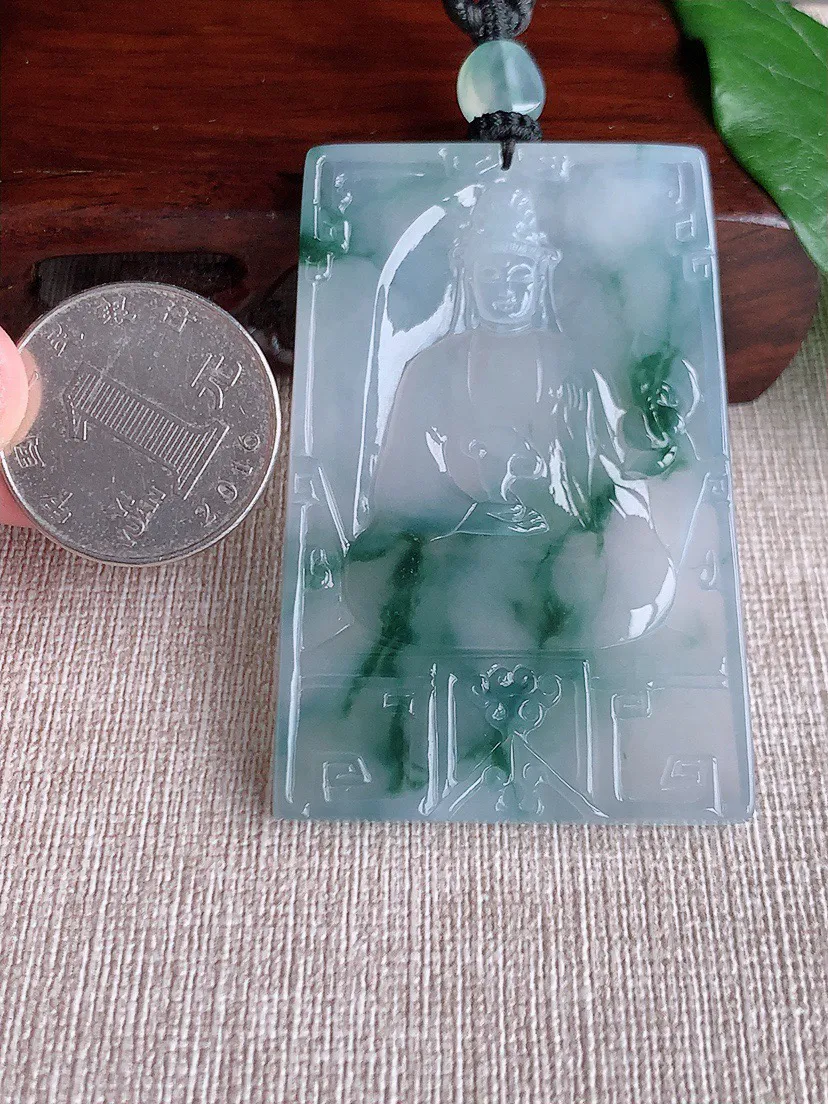 缅甸a货翡翠ddj老坑冰种飘花观音吊坠 整体60×39.8×6mm 38.00