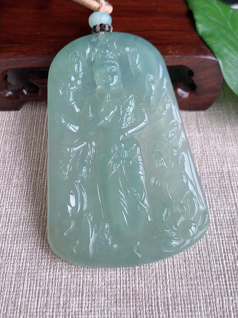 缅甸a货翡翠ddj老坑冰种晴水千手观音吊坠 整体74.6×46×6.4mm 52.13