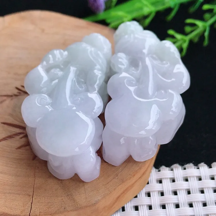 自然光老坑精美温润貔貅吊坠一对翡翠玉坠尺寸46.5/22.8/14.7