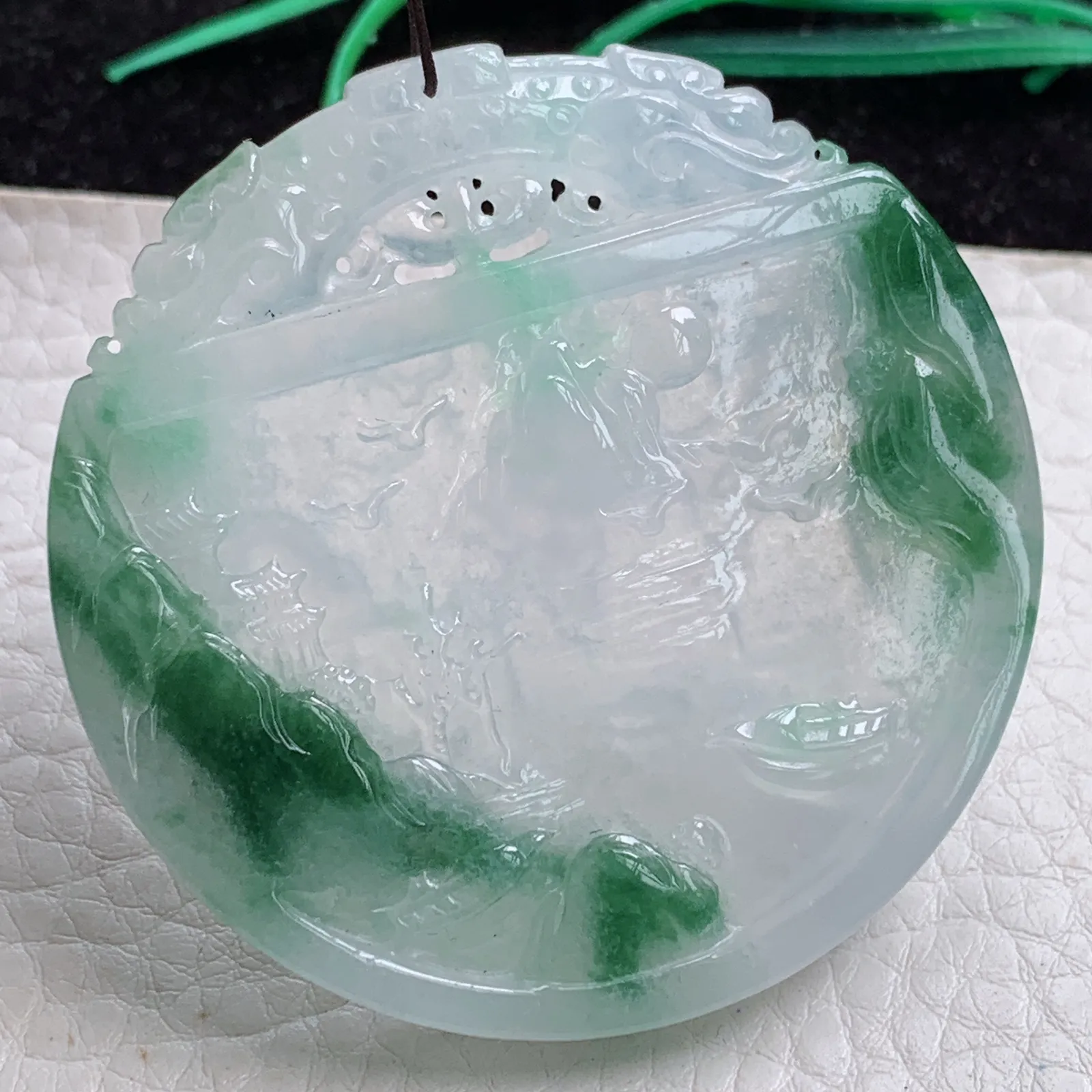 zz自然光53*6.5缅甸A货翡翠冰透飘花山水牌吊坠 双面精雕秀丽山川玉佩