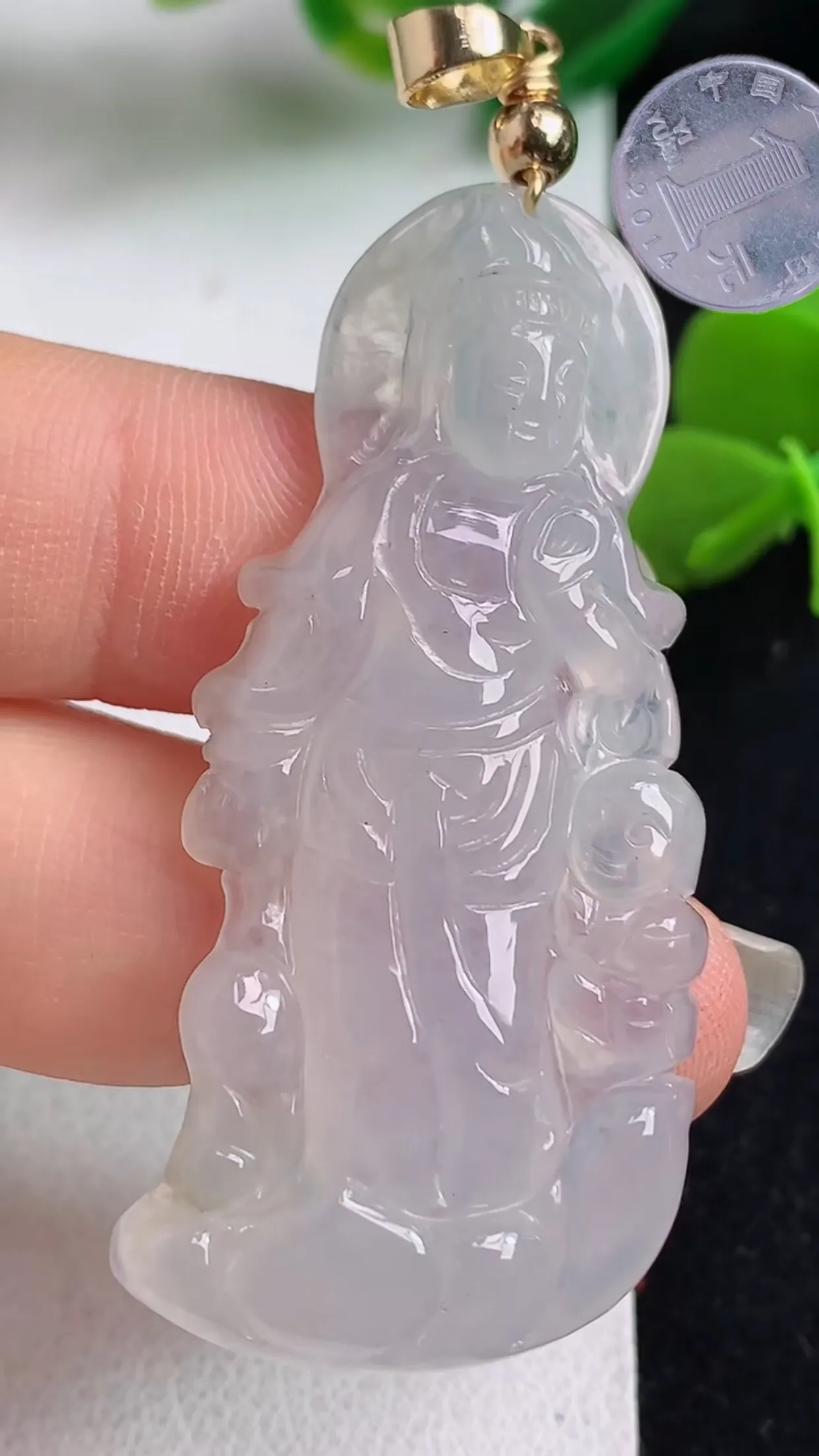 缅甸天然翡翠a货 老坑料起胶冰种 白冰观音菩萨吊坠，尺寸50-22.7-5.7mm  y 11.26