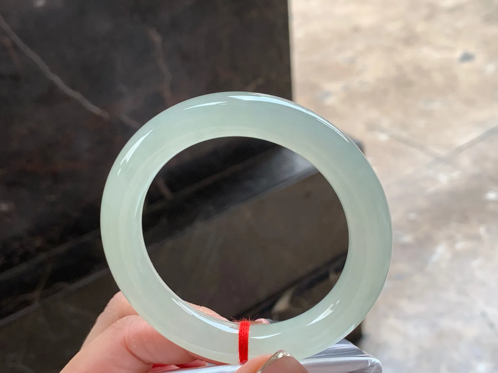 冰种福镯
水润独特 55.7/10.8mm
