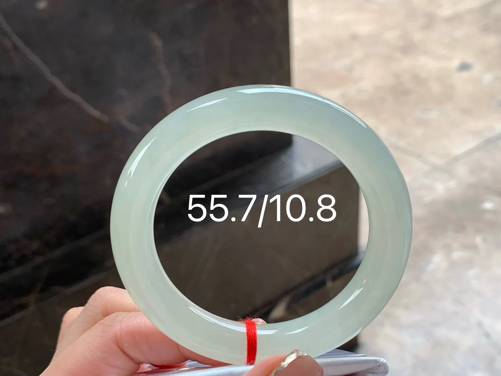 冰种福镯
水润独特 55.7/10.8mm