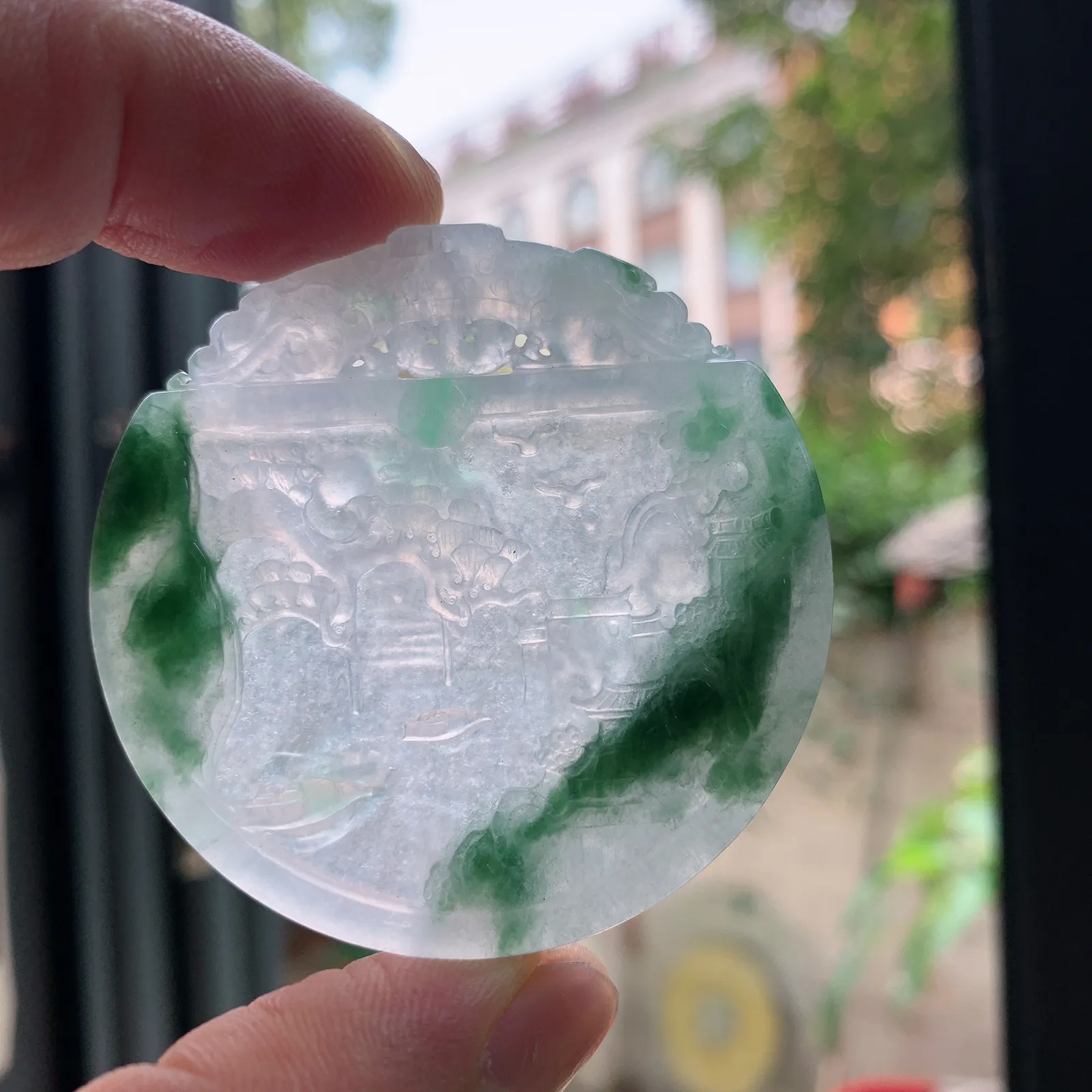 zz自然光53*6.5缅甸A货翡翠冰透飘花山水牌吊坠 双面精雕秀丽山川玉佩