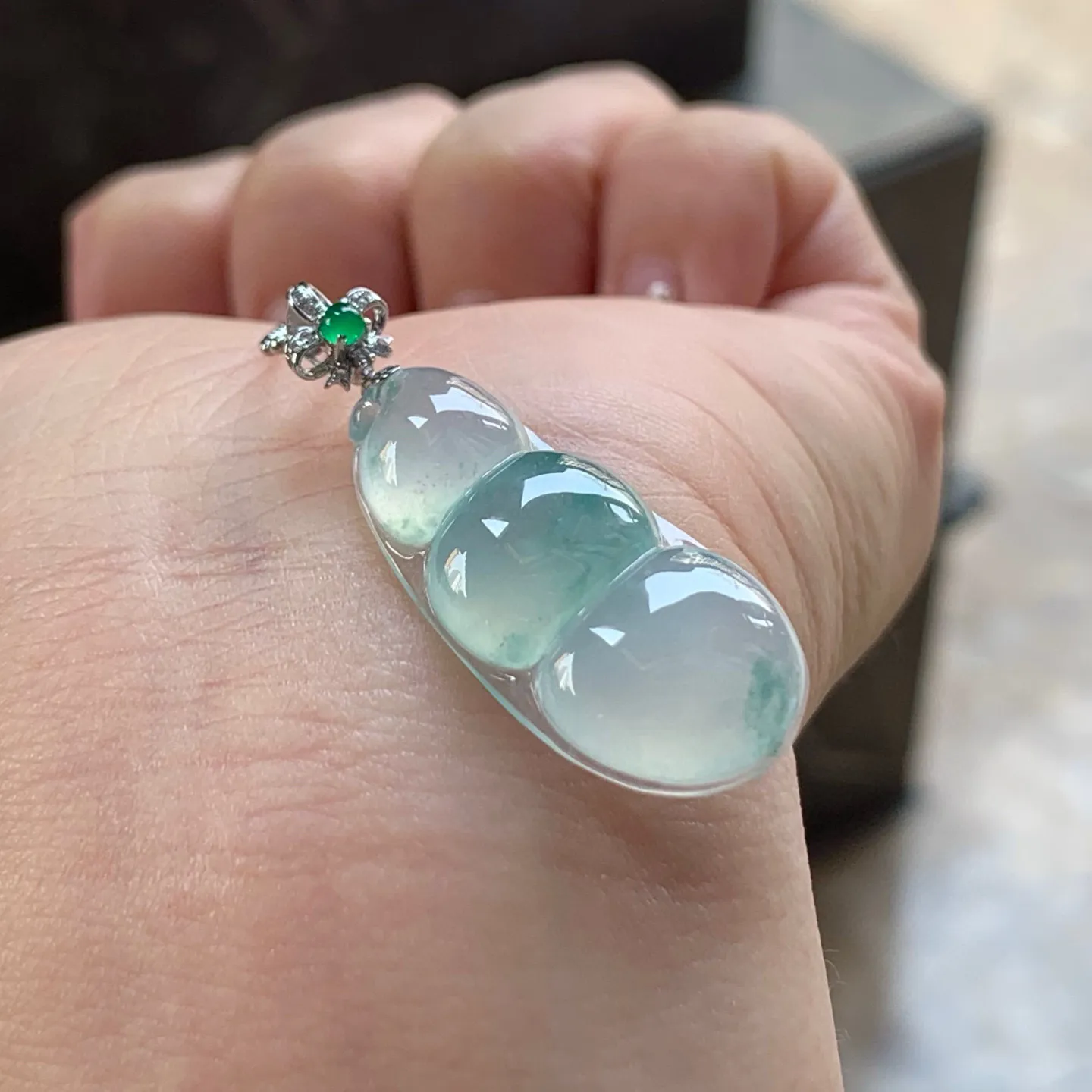 冰种飘花福豆
金扣 清爽