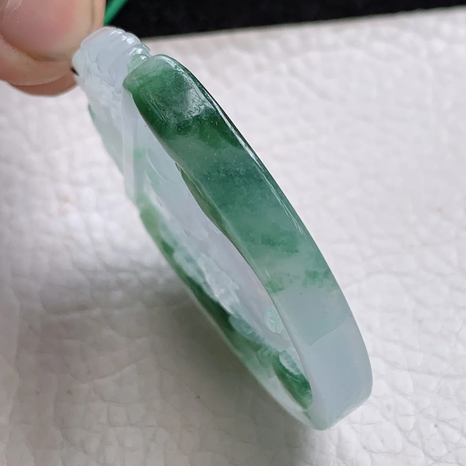 zz自然光53*6.5缅甸A货翡翠冰透飘花山水牌吊坠 双面精雕秀丽山川玉佩