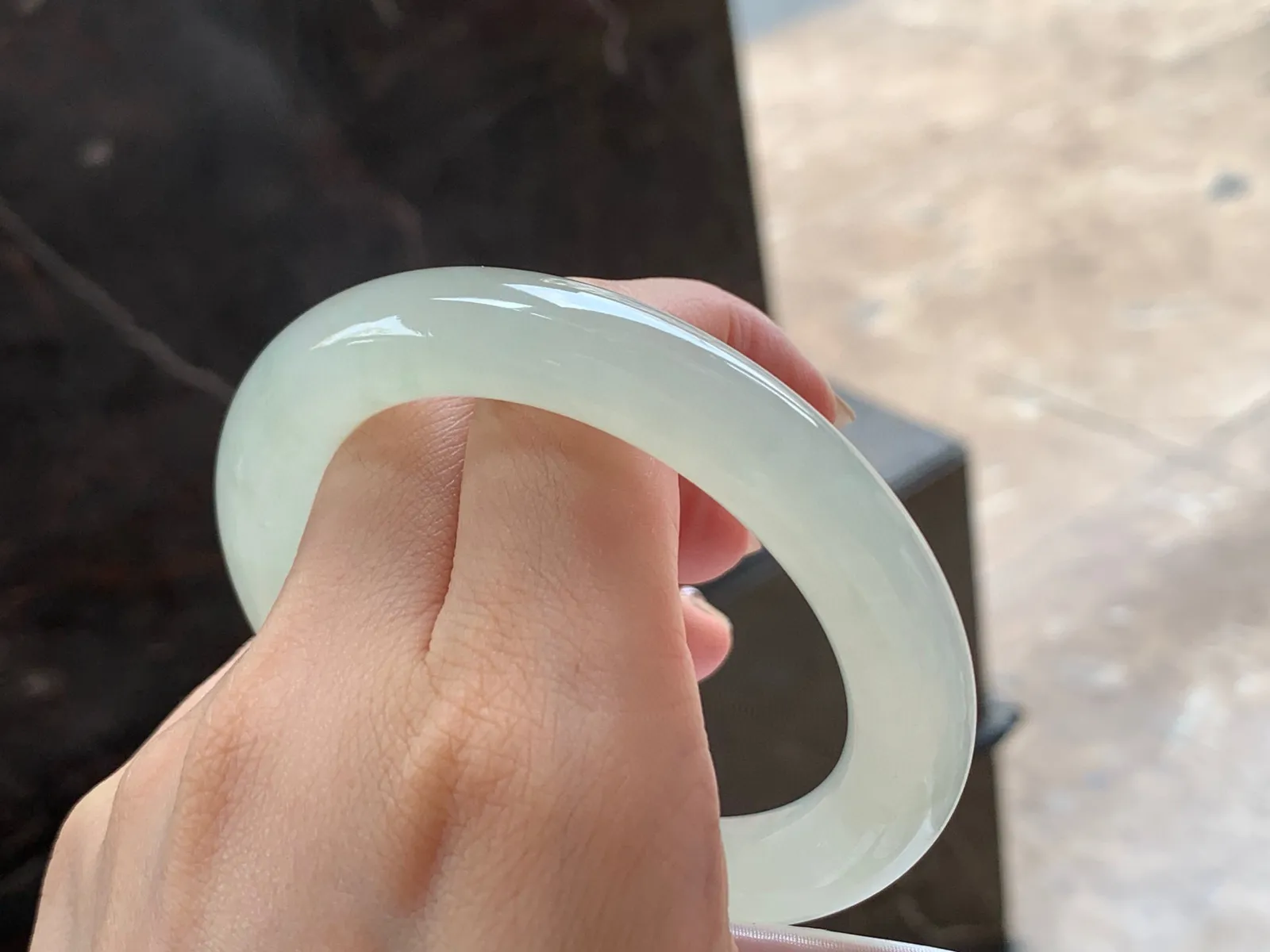 冰种福镯
水润独特 55.7/10.8mm