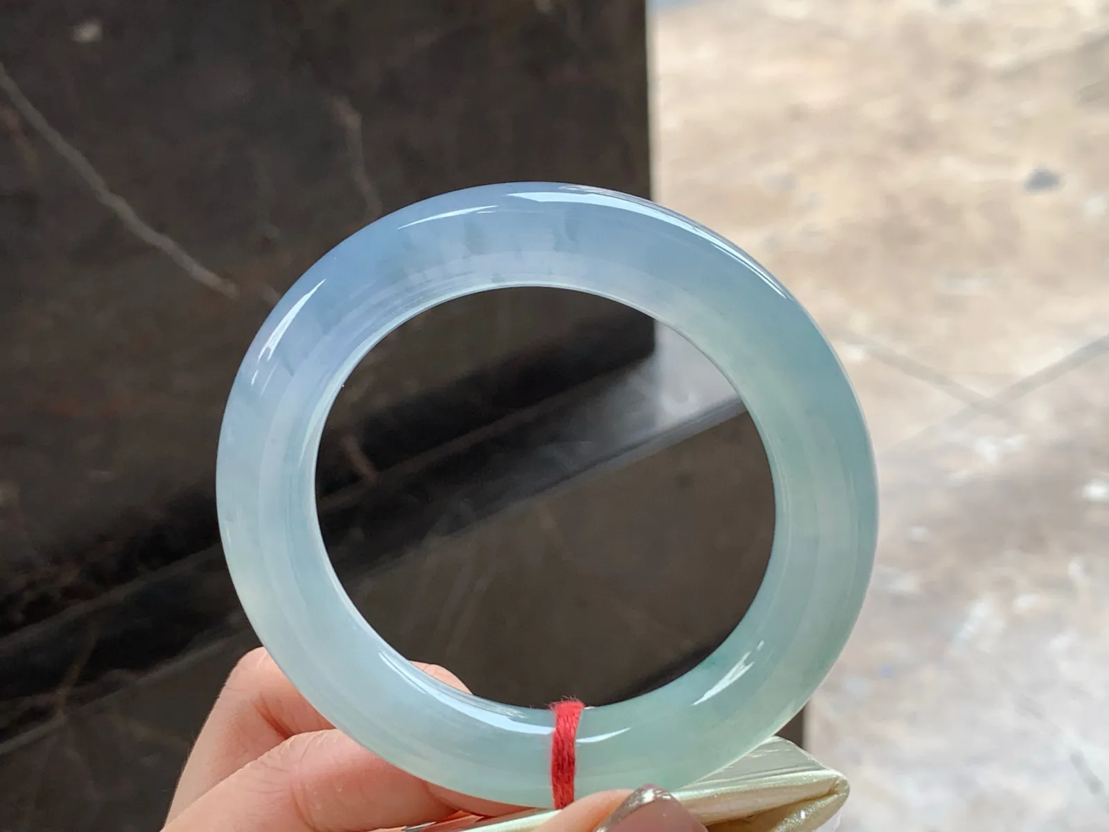 冰紫福镯
底色漂亮 种好水足56.6/12.1mm