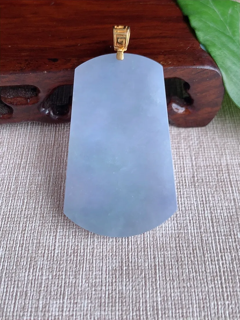 a货翡翠老坑冰种18K金镶嵌紫罗兰无事牌吊坠  尺寸49.8×30×3.8mm 重量16.30g 0
