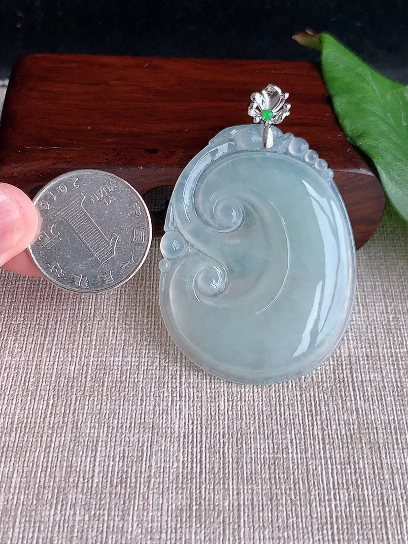 天然A货翡翠18K金扣头大如意吊坠尺寸61×52.6×39.6×5.2m量18.30g 0504