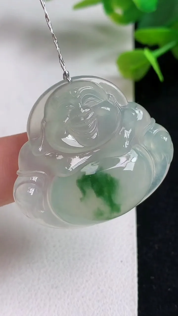 天然A货翡翠飘花佛公吊坠，尺寸31-34.6-6，重量:9.76g
5月5日