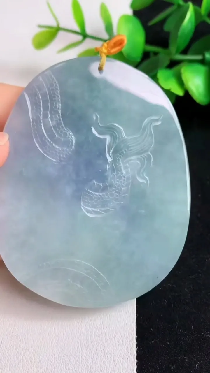 天然A货翡翠紫罗兰祥龙观音菩萨吊坠，尺寸72.2-58-6，重量:52.91g
5月5日