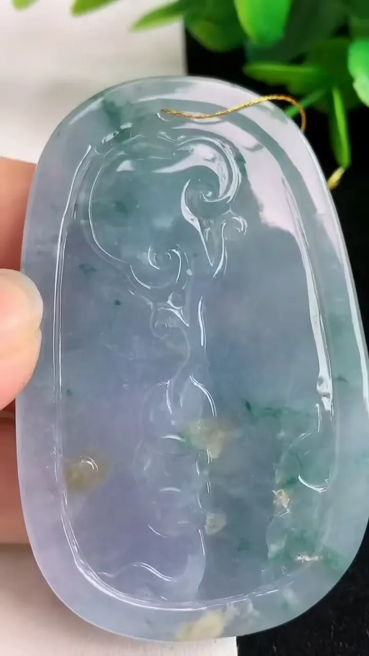 天然A货翡翠紫罗兰 飘花鸟语花香吊坠，尺寸64-41.2-9.3，重量:51.67g
5月5日