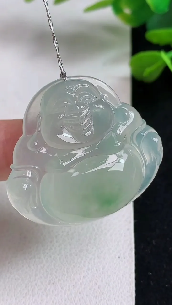 天然A货翡翠佛公吊坠，尺寸31-34.8-6，重量:11.14g
5月5日
