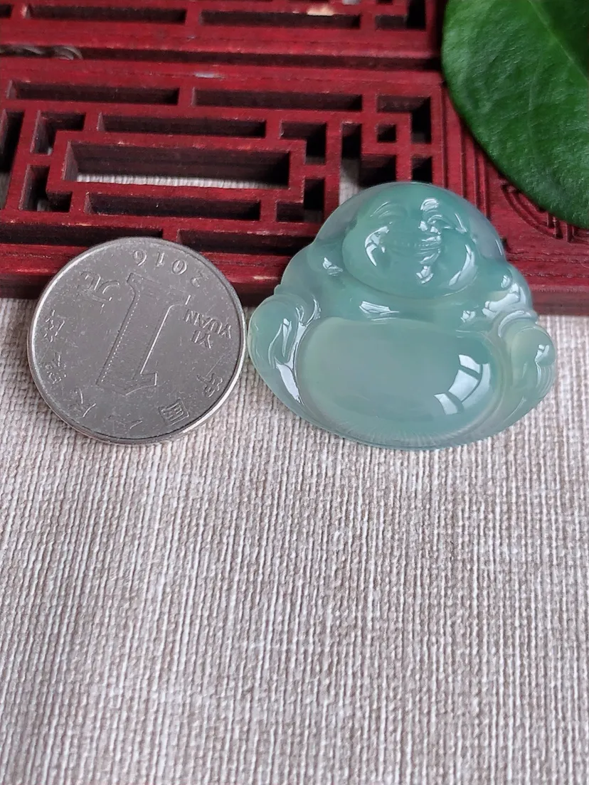 天然A货翡翠晴水佛公吊坠尺寸32×35.5×6.4m量10.56g 0504
