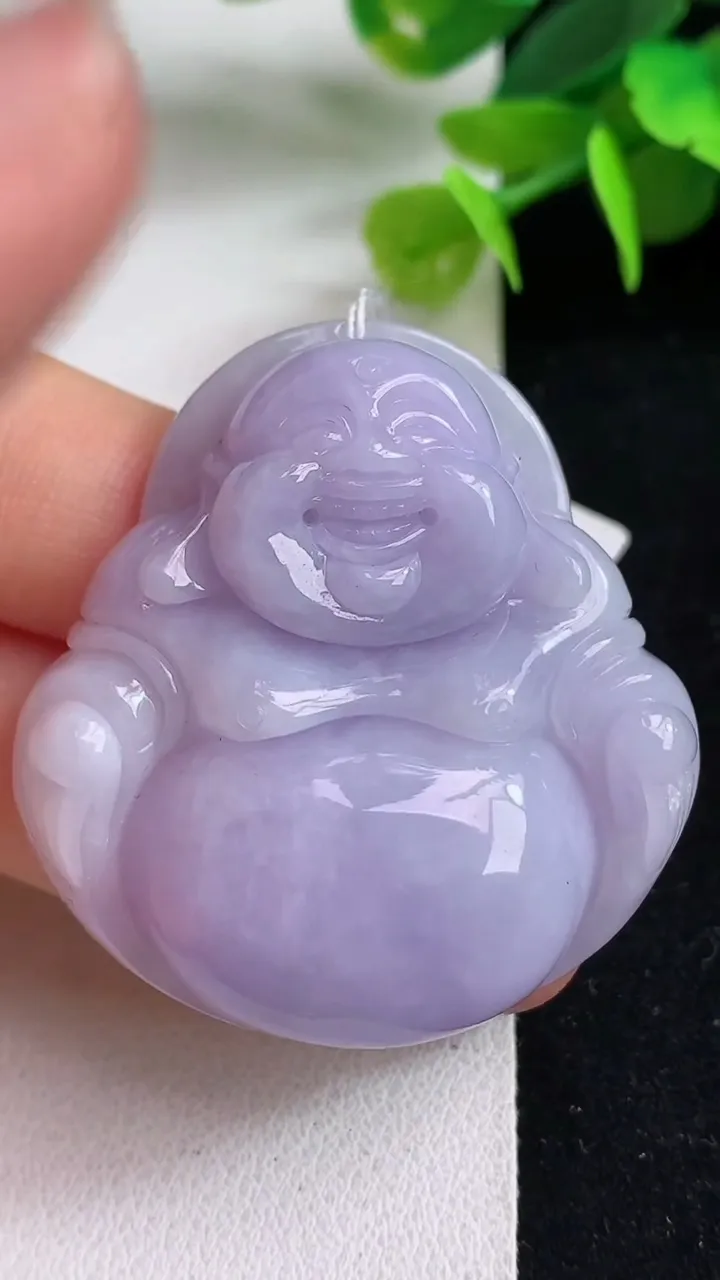 天然A货翡翠紫罗兰佛公吊坠，尺寸41.8-39.3-11.6，重量:29.80g
5月5日