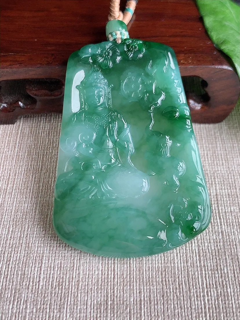 天然A货翡翠飘花普贤菩萨吊坠尺寸62.7×43×5.2m量37.36g 0504